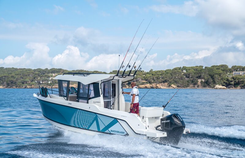 Quick Silver 705 PilotHouse